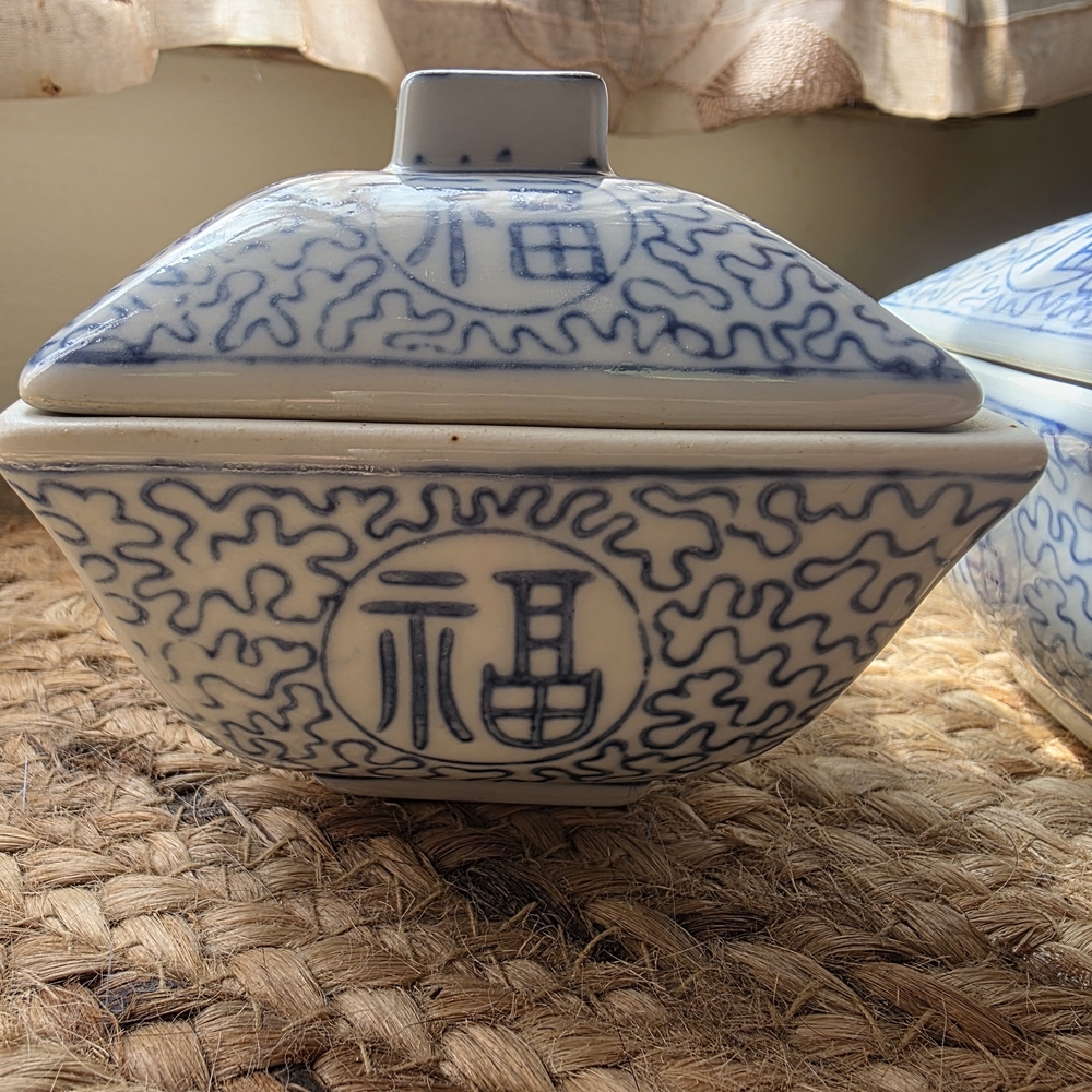 Blue and White Porcelain Lidded Decorative Bowl - Classic Home Art